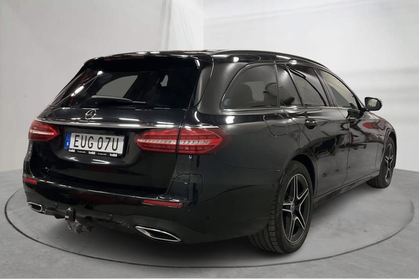 Bild 3 av Mercedes-Benz E 300 T de 4MATIC Kombi S213 (306hk) AMG Line