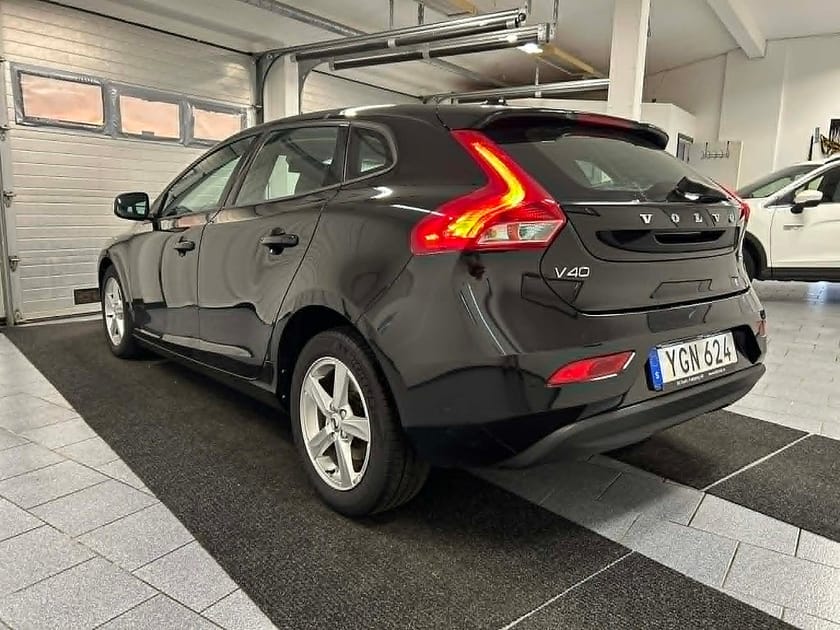 Bild 4 av Volvo V40 T2 Kinetic 122 hk Euro 6 Välservad