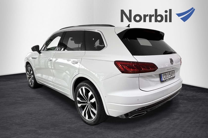 Bild 3 av Volkswagen Touareg R-Line V6 TDI 286hk Välutrustad!