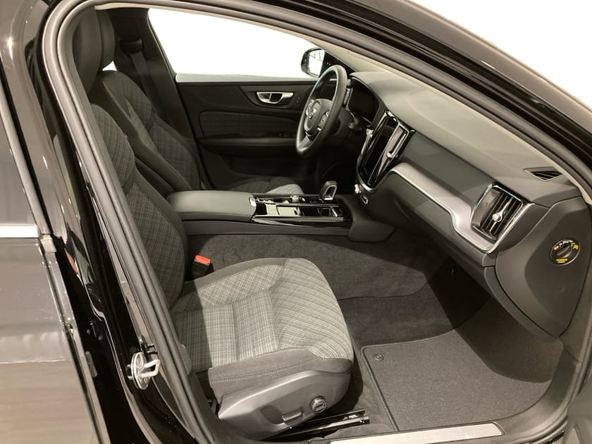 Bild 4 av Volvo V60 Recharge T6 Core Edition