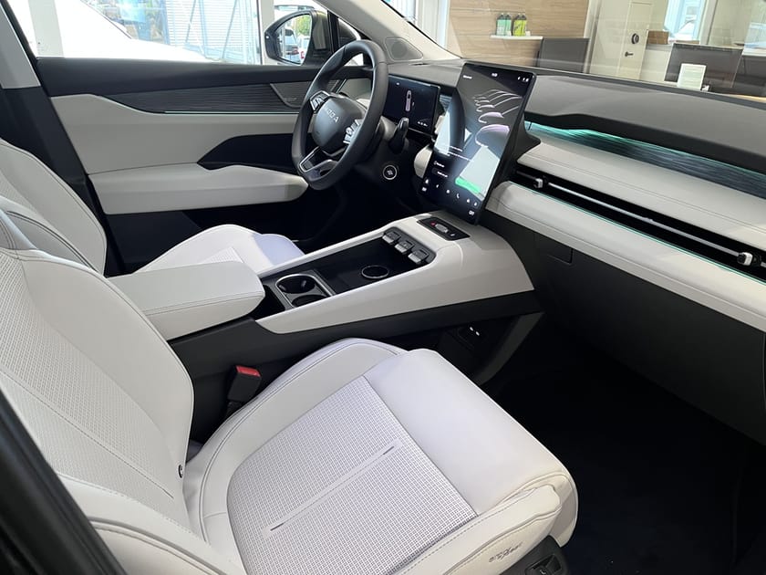 Bild 3 av Škoda Peaq 90x