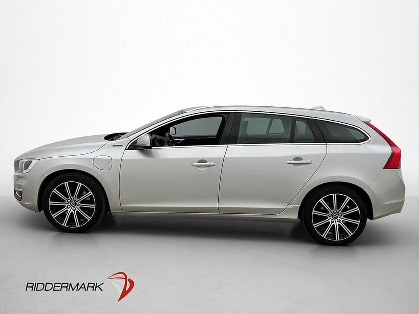 Bild 5 av Volvo V60 D5 Twin Engine AWD Summum Classic VOC Värm Drag