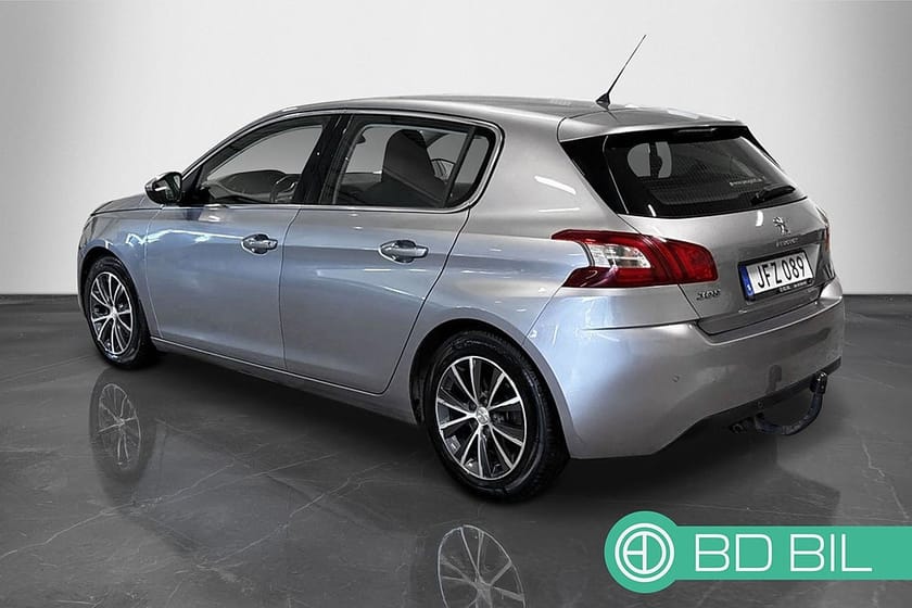 Bild 2 av Peugeot 308 1.2 PureTech FACELIFT ALLURE KAMREM BYTT EN BRUKARE