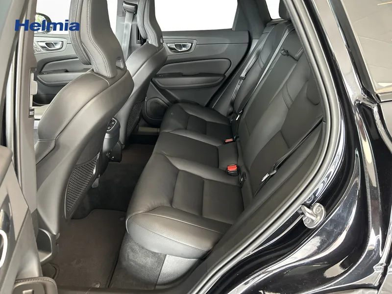 Bild 13 av 16 – Volvo XC60 B5 AWD Bensin Plus Dark
