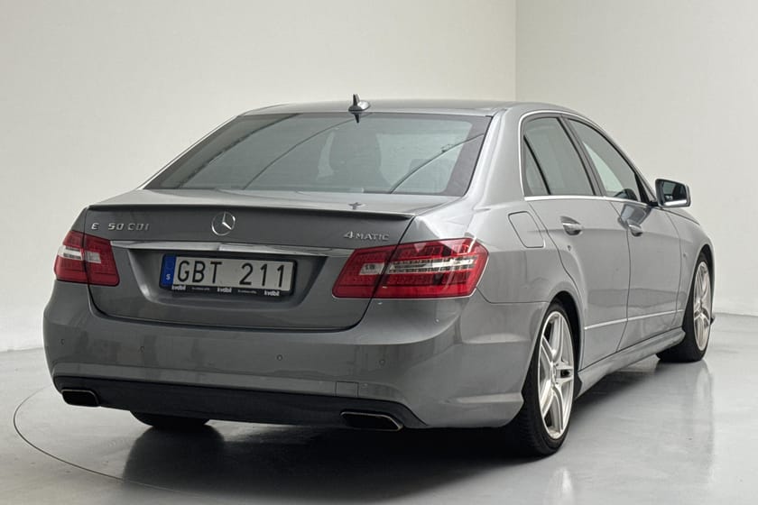 Bild 3 av Mercedes-Benz E 350 CDI 4MATIC BE W212 (265hk) AMG GPS Panorama