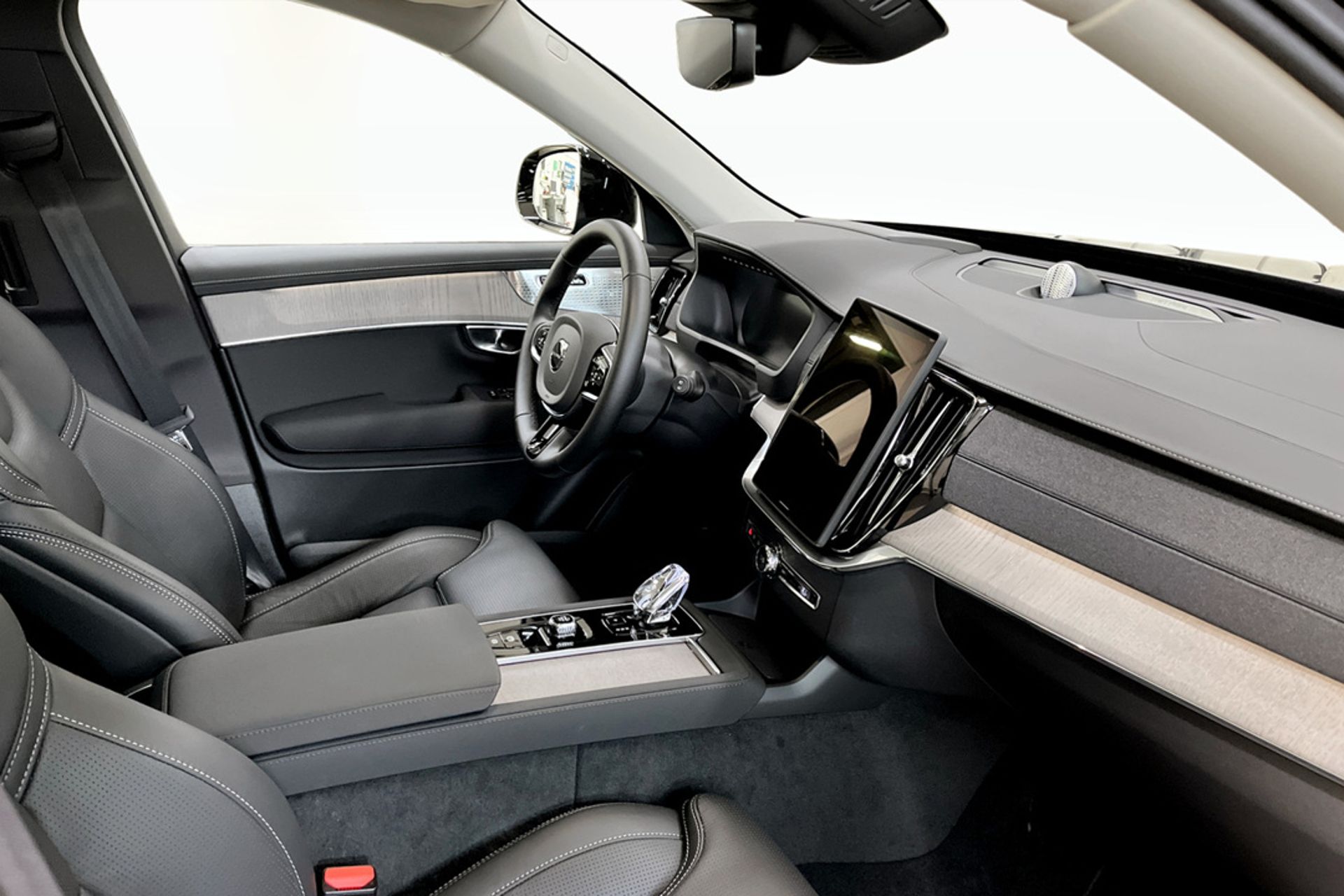 Volvo XC90 T8 Plug-In Hybrid AWD 2027, bild 4/10