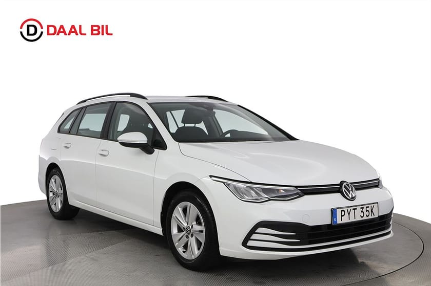 Bild 3 av Volkswagen Golf Sportscombi 1.5 eTSI 131HK COCKPIT P-SENS 3-ZON ACC