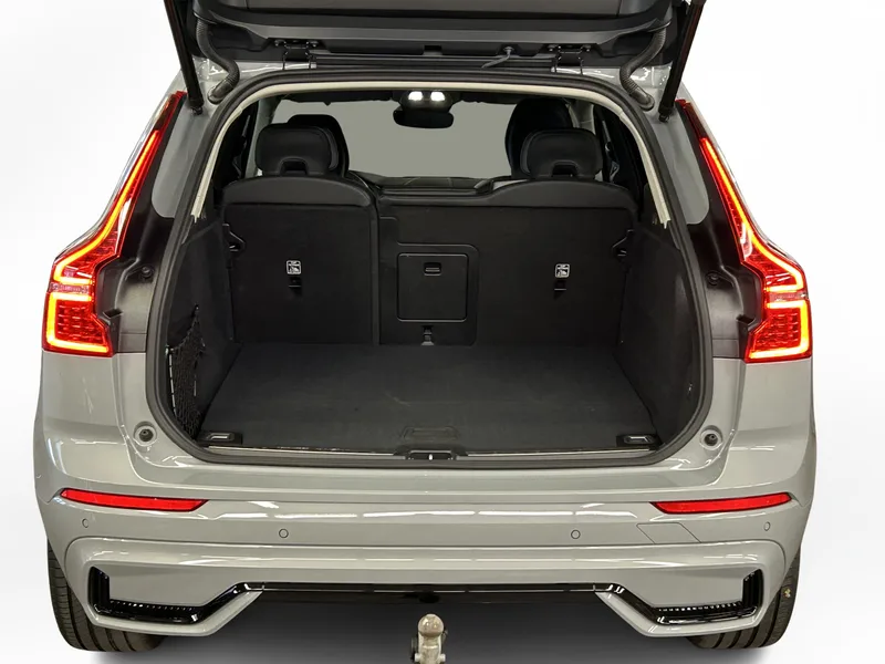 Bild 10 av 13 – Volvo XC60 T6 Plus Dark Edition Plus Edition