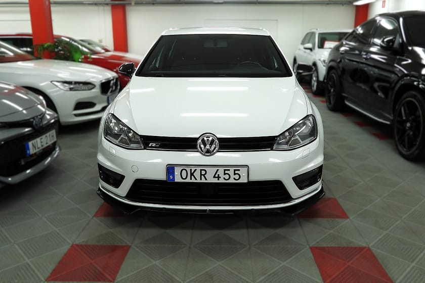 Bild 3 av Volkswagen Golf 5-dörrar 1.4 TSI BMT GT R-Line SoV Hjul Kamera Carplay