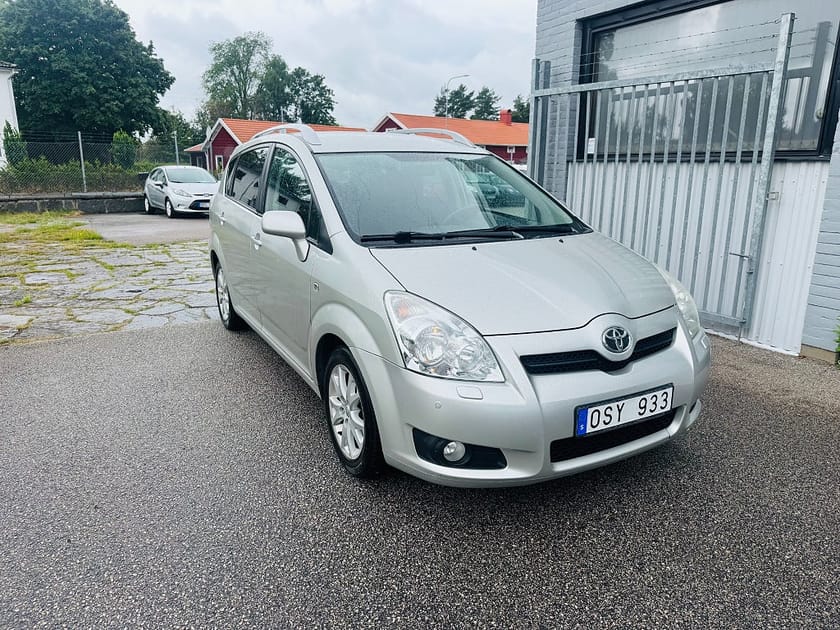Bild 1 av Toyota Corolla Verso 1.8 VVT-i 129HK 7-SITSIG / DRAG