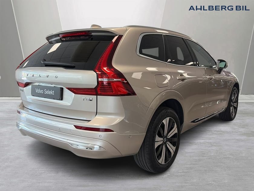 Bild 5 av Volvo XC60 T8 Plus Bright, Headup, Google Maps, Parkeringskamera 360, HarmanKardon, Panoramaglas, BLIS