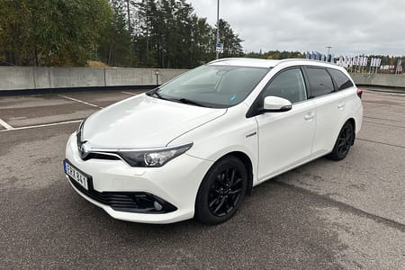 Toyota Auris Touring Sports Hybrid