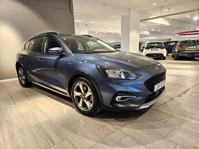Bild 4 av Ford Focus Active 1.0T 125hk | Aut V-hjul Backkamera Carplay