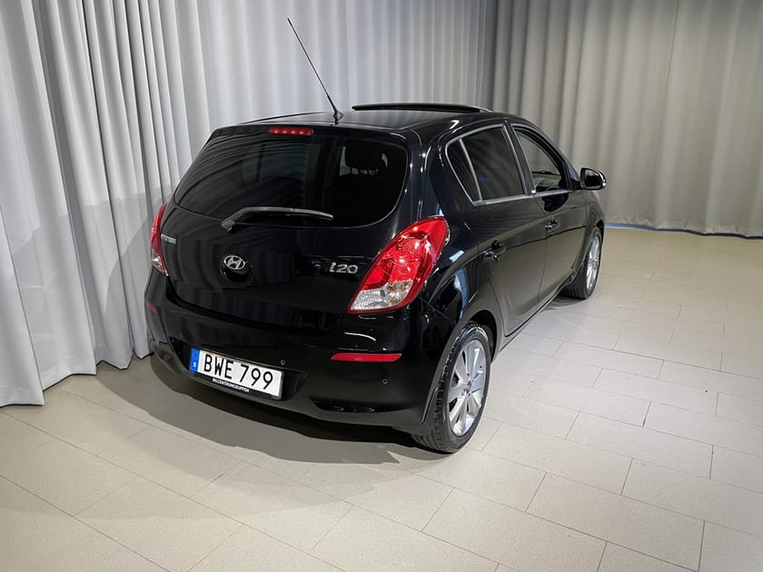Bild 5 av Hyundai i20 Premium 5-dörrar 1.4 101hk, Panorama soltak