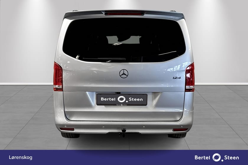 Bilde 4 av Mercedes-Benz Vito Tourer 124 CDI 4x4 3.1t 4MATIC | LuftFjæring | AdCruise | Webasto
