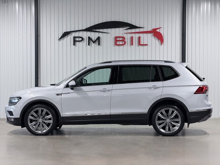 Bild 5 av Volkswagen Tiguan Allspace 7-sätes 2.0 TDI 4Motion GT Cockpit S&V-Hjul