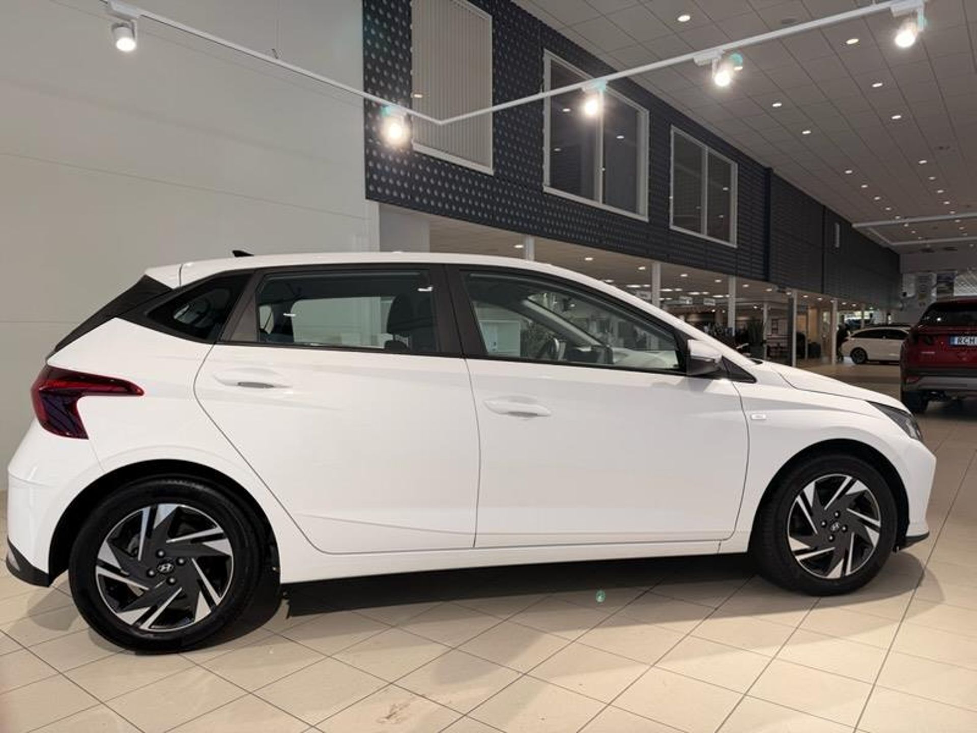 Hyundai i20 1.0 T-GDI 48V-Hybrid 2023, bild 4/10