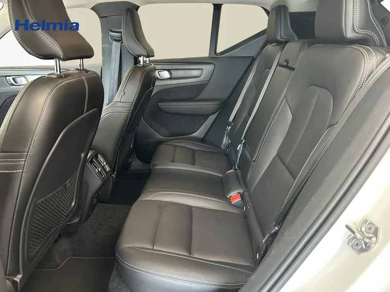 Bild 6 av 15 – Volvo XC40 D3 AWD Momentum Pro Edition