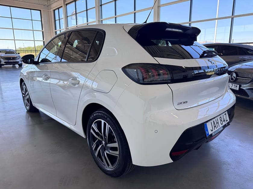 Bild 3 av Peugeot 208 1.2 PureTech | 100hk| Allure | 360° |