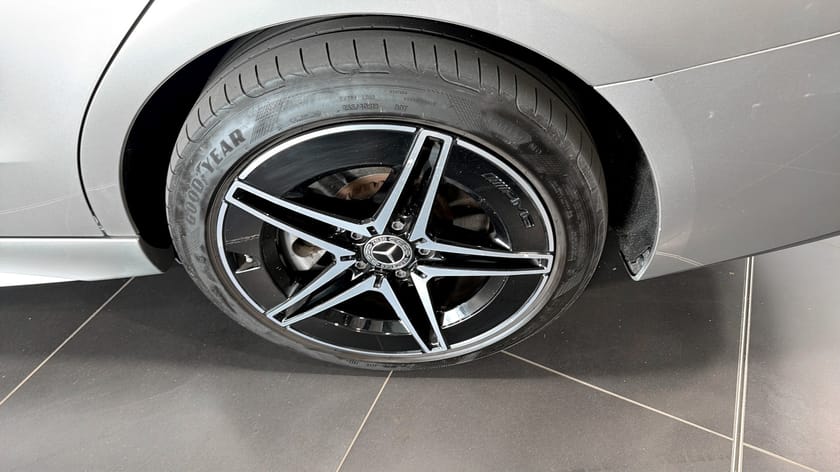 Bild 5 av Mercedes-Benz C 300 T e KOMBI AMG PALET / PANORAMA