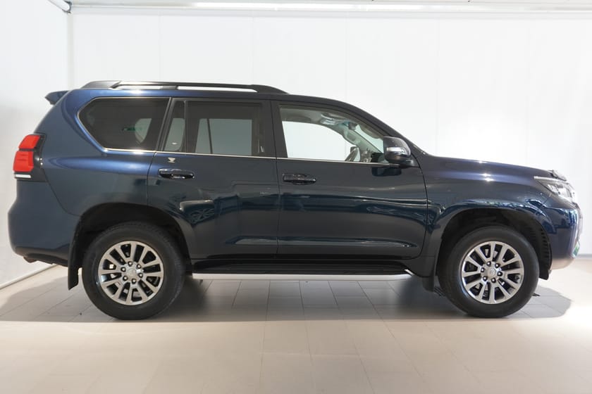 Bilde 3 av Toyota Land Cruiser 5-dørs 2,8 D-4D GX aut
