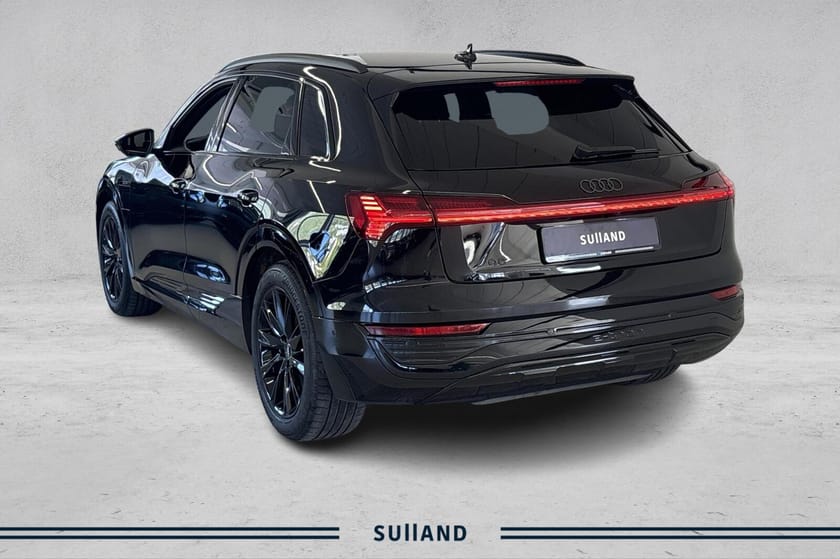 Bilde 3 av Audi Q8 55 e-tron quattro advanced plus