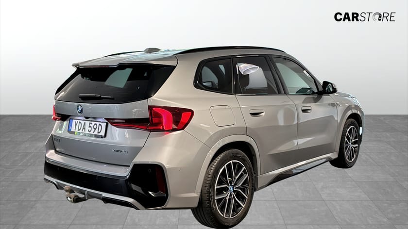 Bild 2 av BMW iX1 xDrive30 M-SPORT 306HK NAVI DRAG KAMERA