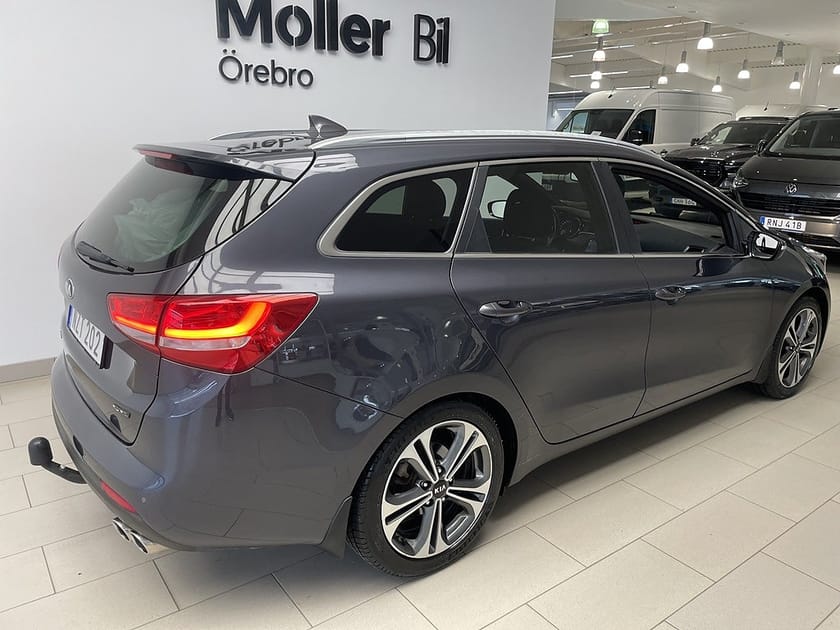Bild 4 av Kia cee'd_sw SW CRDi 136Hk GT-Line Drag Vinterhjul