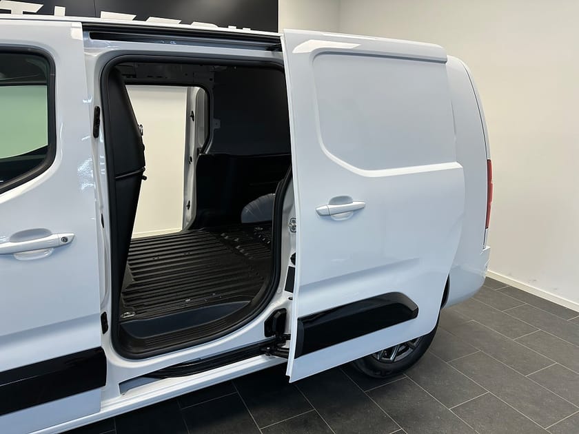 Bild 5 av Peugeot Partner Utökad Last 1.5 130 EAT L2 Carplay Värmare Dubbla Dörrar Dragkrok