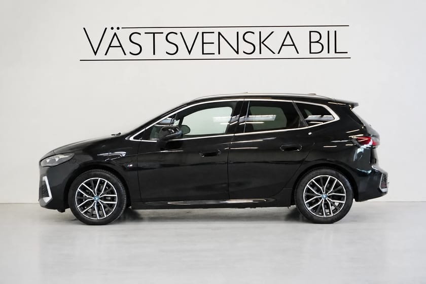 Bild 2 av BMW 225e xDrive Active Tourer M sport Pano/Drag/H&K/V-hjul