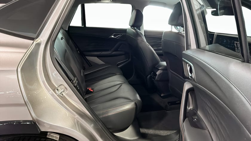 Bild 5 av MG HS PHEV LUX 1.5T AT (BLACK)