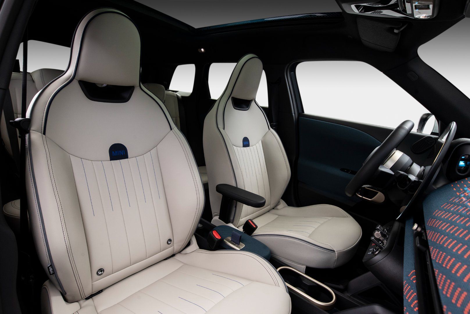 MINI Aceman E, 184hp, 2025