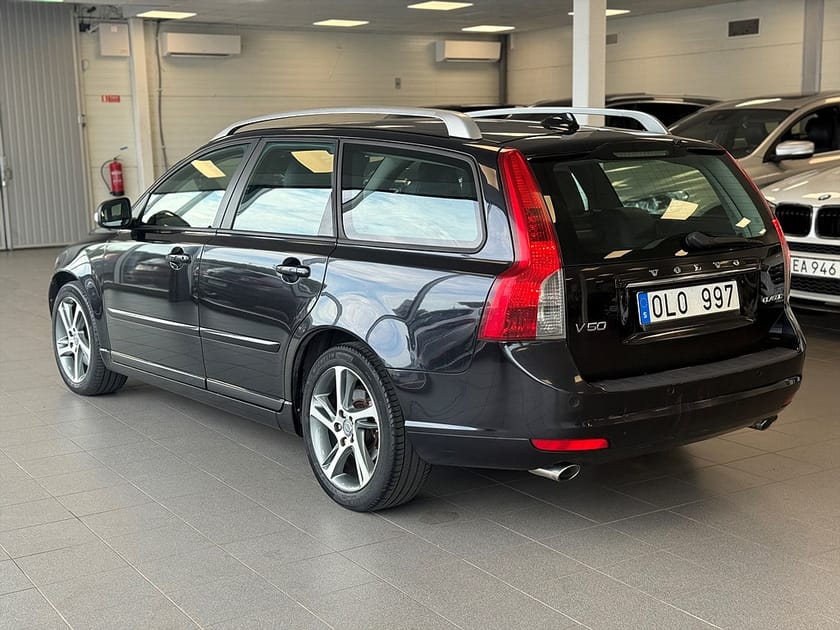 Bild 5 av Volvo V50 D3 2.0 Automat Geartronic Momentum 150hk