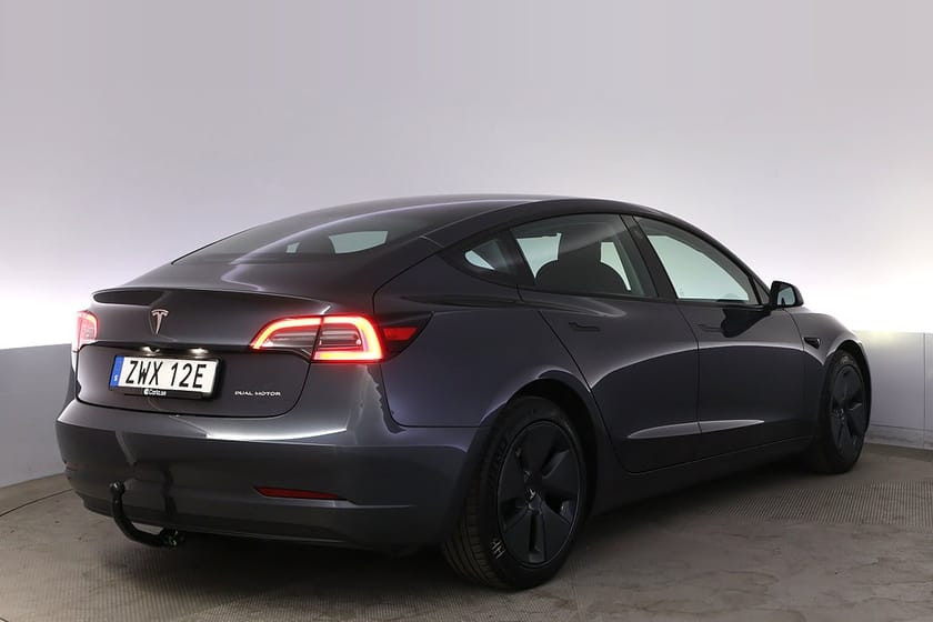Bild 5 av Tesla Model 3 Long Range AWD Refresh Autopilot Pano Drag