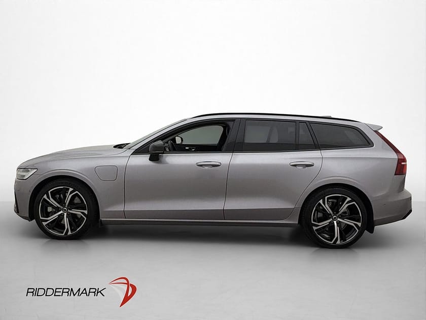 Bild 4 av Volvo V60 T6 Plus Dark Pano 360° h/k Drag 399hk