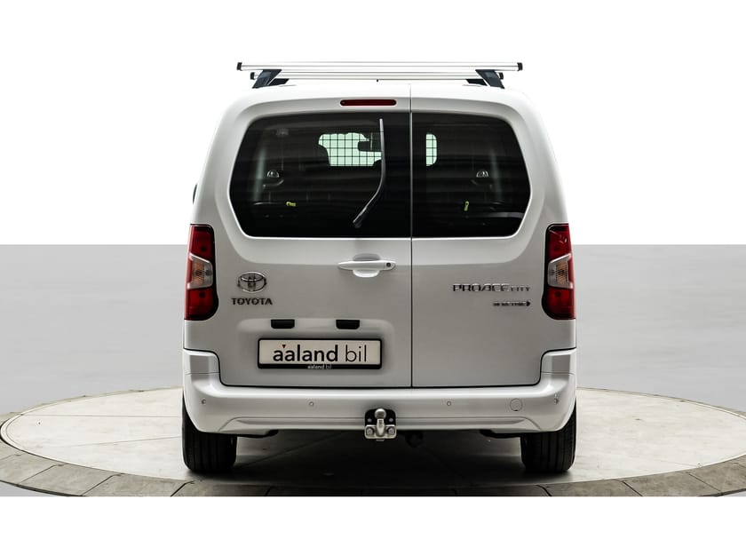 Bilde 2 av Toyota ProAce City Electric L2 - Hengerfeste - Takbøyler