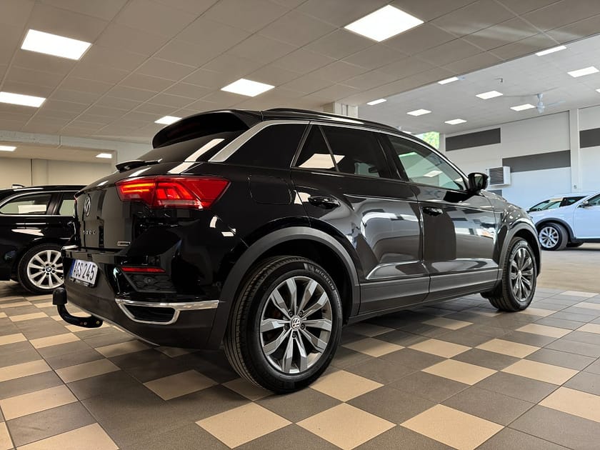 Bild 5 av Volkswagen T-Roc 2.0 TSI 4M Automat Cockpit Parkassist Led Dragkrok