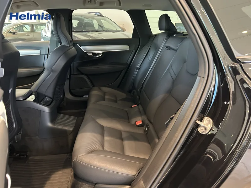 Bild 14 av 15 – Volvo V90 Recharge T6 Plus Dark