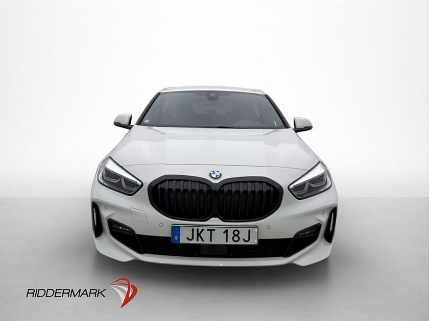 Bild 2 av BMW 118i 136hk M Sport Cockpit HiFi Rattvärme P-Sensorer