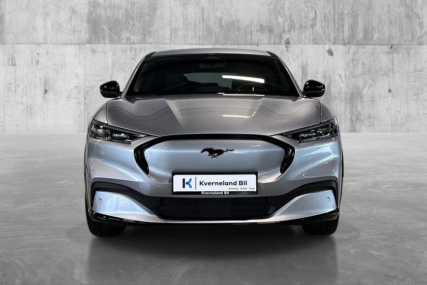 Bilde 2 av Ford Mustang Mach-E Standard Range AWD SR Skinn ACC Navi Kamera BLIS DAB Serviceavtale
