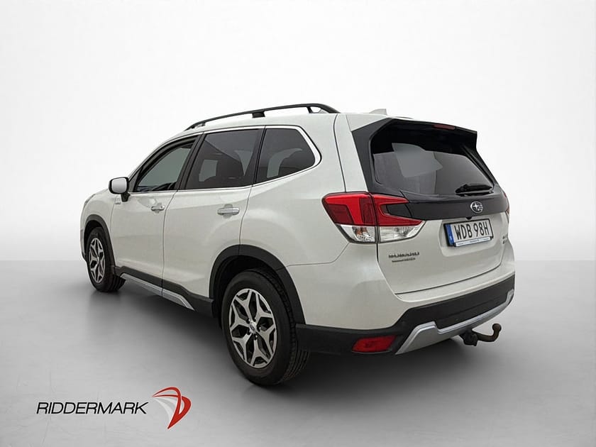 Bild 5 av Subaru Forester e-Boxer XFuel 150hk AWD Kamera CarPlay Drag