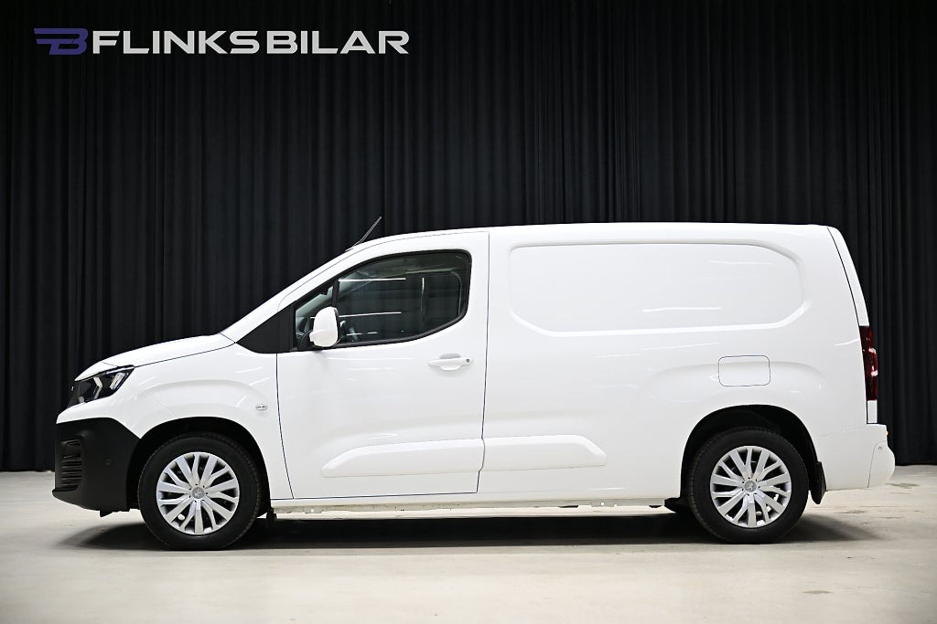Peugeot Partner L2 130HK Automat 2019, bild 4/31
