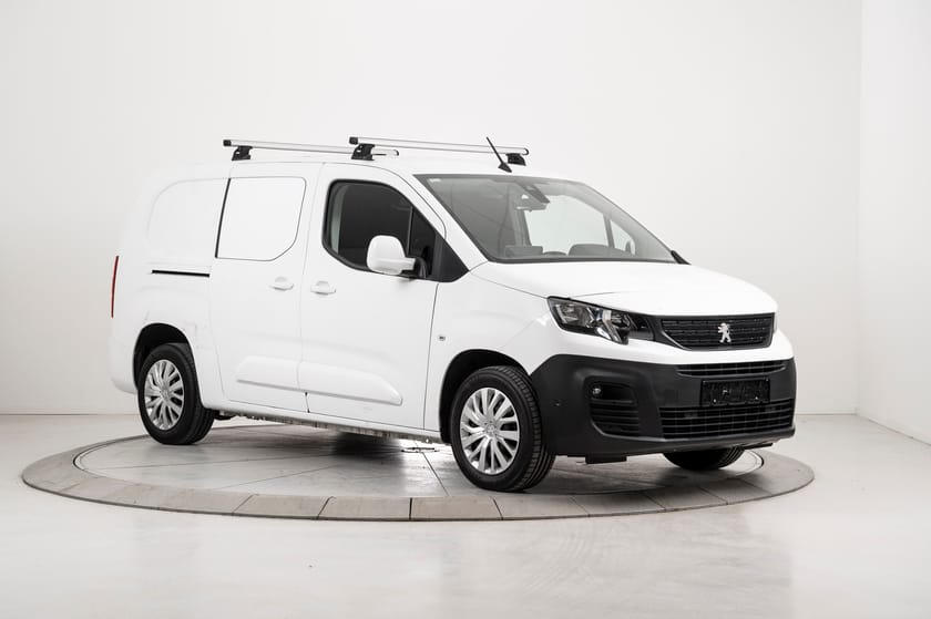 Bilde 2 av Peugeot Partner Mester 1,5 BlueHDi 130hk L2 aut Auksjon! Les tekst!