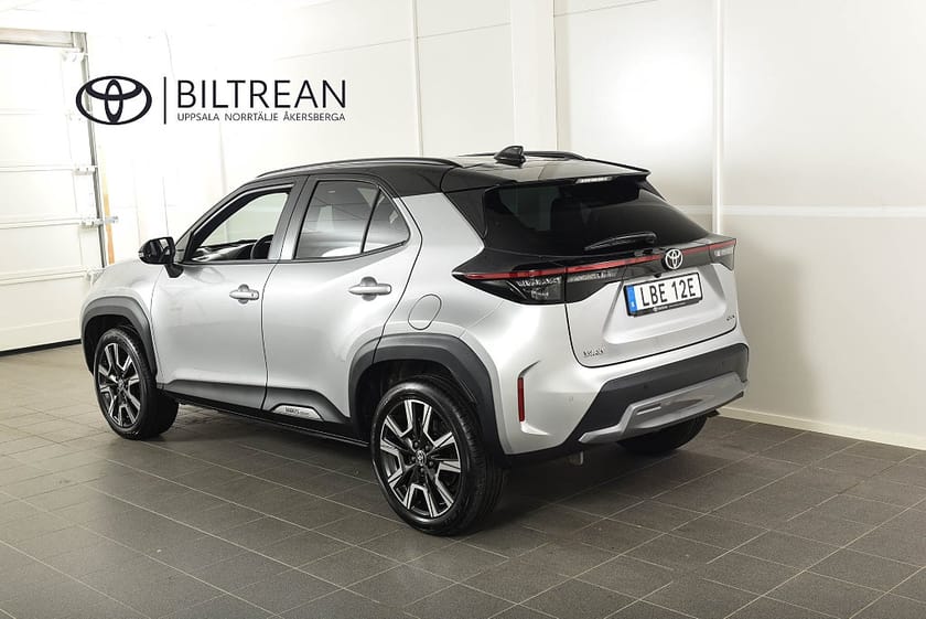 Bild 3 av Toyota Yaris Cross Hybrid 130 1,5 Elhybrid Style JBL Bi-tone Head up