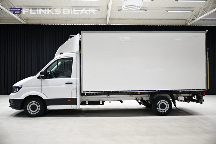 Bild 2 av Volkswagen Crafter Chassi 177HK Automat|Volymskåp|BG-Lyft|Kylbil|Nattkyla