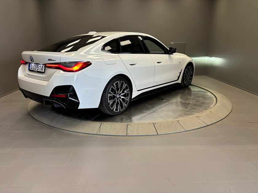 Bild 5 av BMW i4 M50 xDrive Gran Coupé M Sport