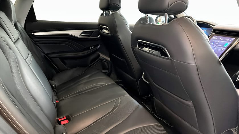 Bild 5 av MG Marvel R LUXURY