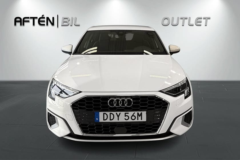 Bild 3 av Audi A3 Sportback 35 TFSI Proline Sportstolar Carplay Låga-mil!