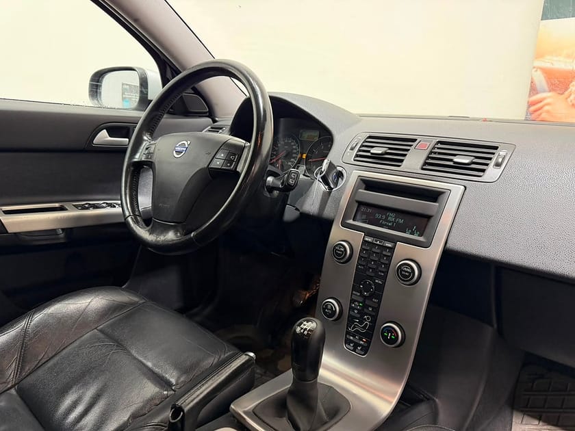 Bild 2 av Volvo V50 1.8 Flexifuel Summum Euro 4