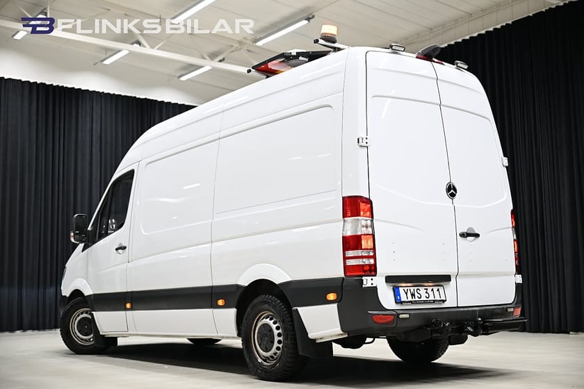 Bild 4 av Mercedes-Benz Sprinter 316 BlueTEC Skåpbil 7G-Tronic 163HK Automat|Xenon|3.5ton-drag|SeUtr!!